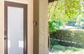 Charming and Cozy 1 Bedroom 1 Bathroom Guest Suite in Silverlake - Foto 26