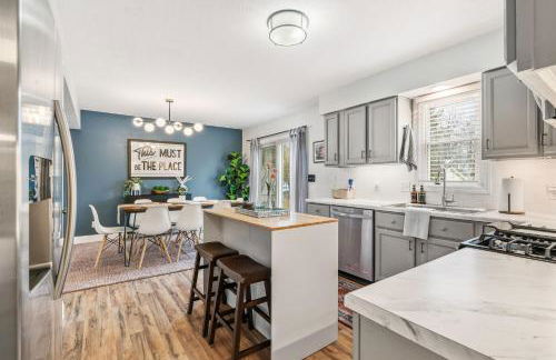 Spacious Northfield 4BR Escape near Cuyahoga Valley - Foto 13