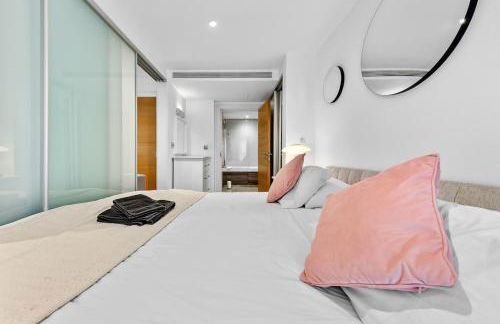 Modern London Stay with Luxe Comfort - Foto 11