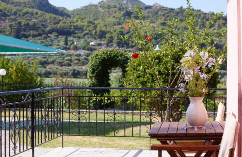 Modern retreat near Ancient Olympia and sandy beach - Foto 1