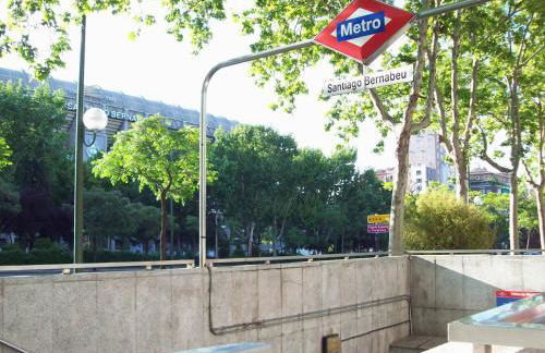 Beautiful Apartment next to Santiago Bernabeu by Batuecas - Photo 12