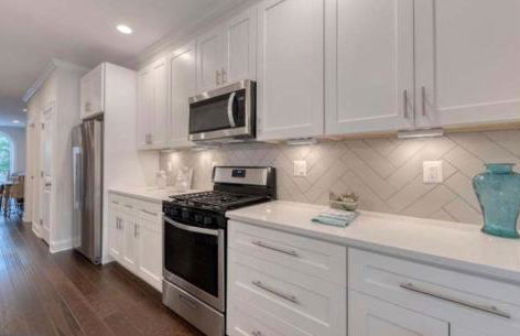 Beautiful Canton Home w/rooftop deck +Private parking - Foto 19