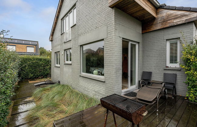 Nice Holiday Home in Westende-bad With Sauna and Pingpong - Photo 1