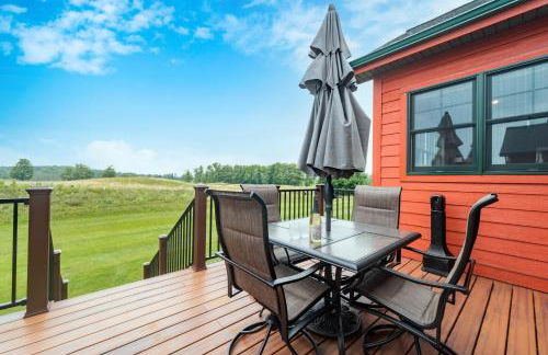 Golf in Luxury - 4BDR Home on Agaming Golf Course - by Torch Lake - Foto 32