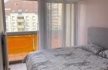 Bel appartement spacieux et lumineux de 100m2 au 3e étage avec ascenseur -A 5mn à pied du parc des expositions congrès de Dijon et ENG et 10mn du centre ville place Parking devant l'immeuble - Foto 35