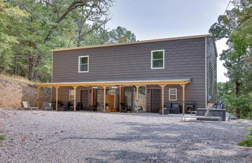 Duplex with Furnished Patio Near Lake Ouachita! - Foto 23