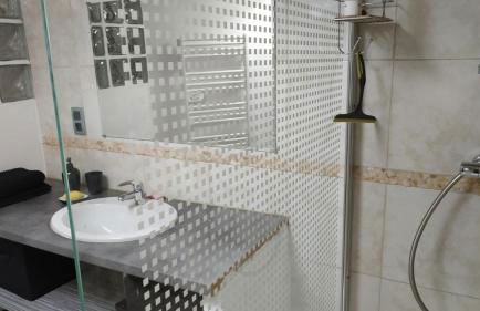 Duplex au Coeur de Lunel - Foto 11