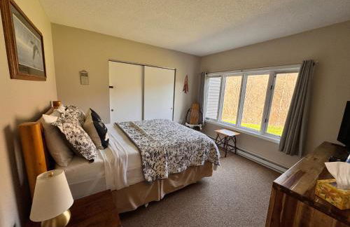 Loon Mountain Retreat with Pool and Hot Tub - Foto 19