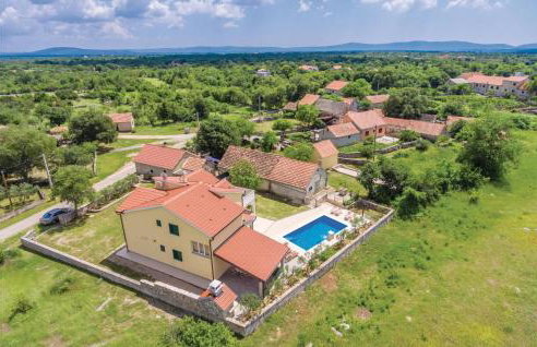 Four-Bedroom Holiday Home In Miljevci - Foto 16