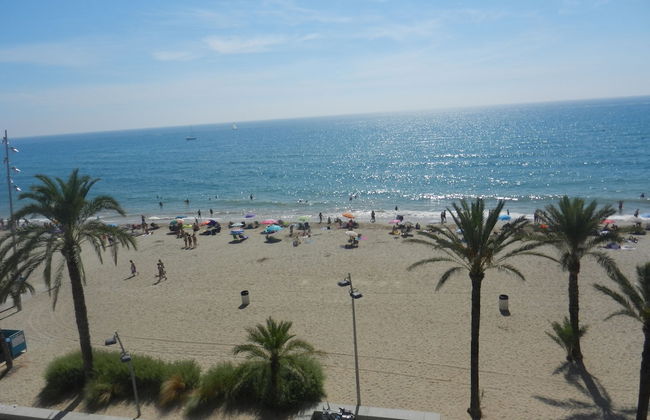 Calafell Beach - Photo 33