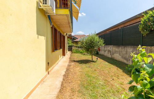 House of Camellias - Ground Floor with Garden - Foto 45