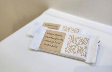 Maison "COSY" avec Parking Privé et Climatisation - Foto 15