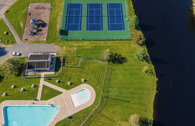 Chalet All Day Avantstay Lakeside, Firepit, Shared Pool - Foto 41