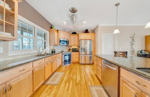 Lake Lookout - Private Home with lake views & Game room - Foto 4