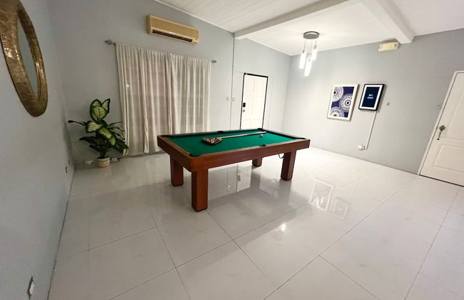 Pool and Jacuzzi Vacation Home - Foto 15