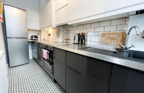 1 Bed Character Filled Glasgow Apartment - Foto 6