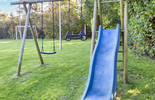 8 Person Holiday Home in Skals - Foto 11