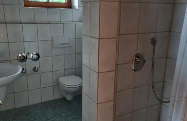 Toller Bergblick vom ruhigen Sonnenbalkon, nur 50m zum See & ÖPNV inklusive - Foto 14