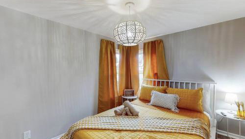 Touchdown Bungalow-Charming HOF Village Home - Foto 4