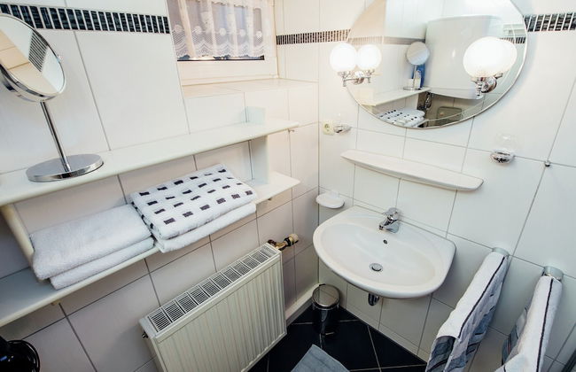 Modish Apartment in Plankenstein near Forest - Photo 16