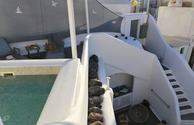 Astrea Suites Feggaropetra Cave House - Photo 49