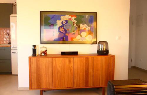 Seaside Serenity - Elegant Apartment with Stunning Sea Views - Foto 33