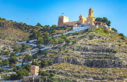 Vacaciones con el Mediterráneo a menos de 50 metros - Foto 29