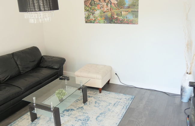 Richview Gardens Suite - Photo 11