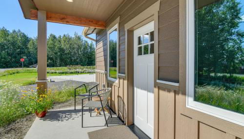 2 Mi to Dtwn Palmer Custom Valley Home with Garage - Foto 3