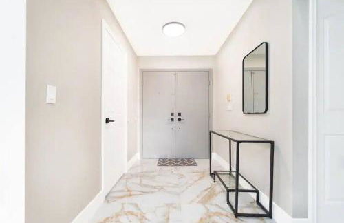 Modern Lakefront Home - Foto 23