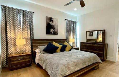 Riverwalk Pearl Zoo Museums Pool 5 BR 4 full and 1 half Baths - Foto 4