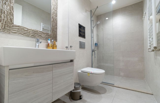 Apartments Royal - Aria Building - Photo 71