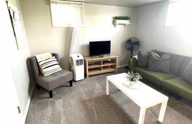 Cozy basement apartment - blocks from Old Town - Foto 8