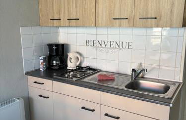 2 logements séparés 2 et 5 couchages au Rez-de-Chaussée à Chambretaud, 5 min Puy du Fou - Foto 55