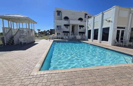 Royal Mansions Beach Front Vacation - Foto 25