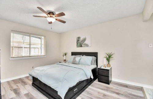 Coastal Comfort Moments from the Boardwalk with Gated Boat Parking - Foto 21