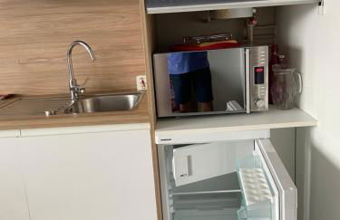 Sunny studio Mountain View balcony Alpe d Huez Studio ensoleillé balcon vue montagne - Foto 16