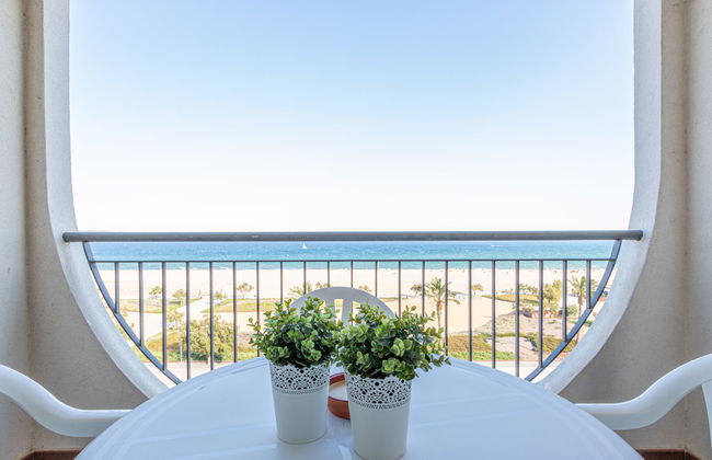 Apartment in Castelló d'Empúries with garden and terrace - Photo 1