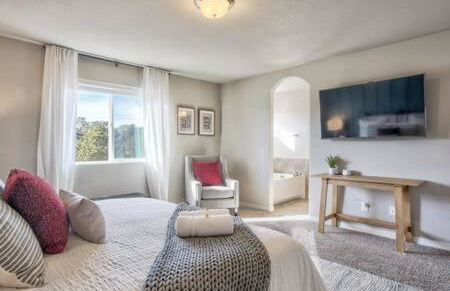 _Entire Home_Game Room_Basement_FirePit_ - Foto 30