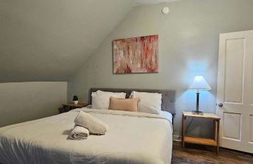 Dauphin District Darling #3-Downtown, Restaurants - Photo 37