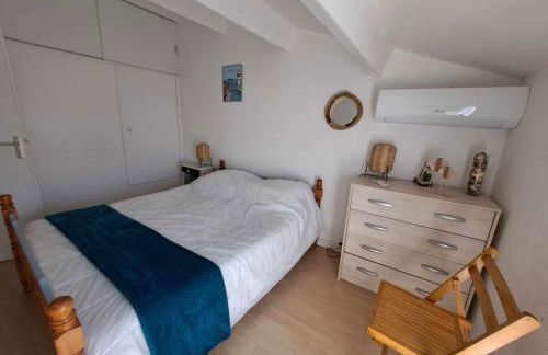 Charmante maison 2 pièces cabine 6 personnes, proche mer et étang, terrasse avec BBQ - FR-1-326-752 - Foto 9