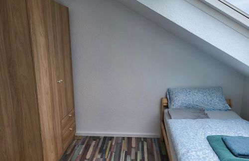 Fredi Apartment, moderne ruhige Wohnung, nur 4 km von der A2 - Foto 39