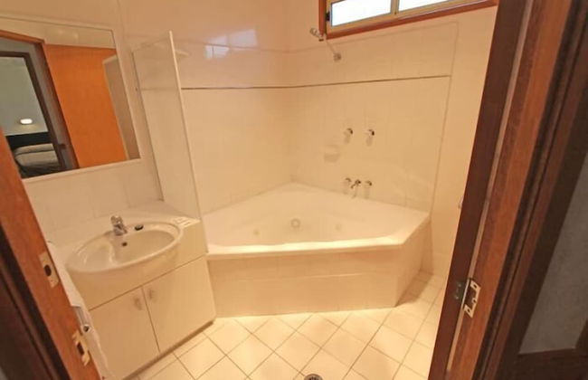 Apollo Bay Holiday Park - Photo 43