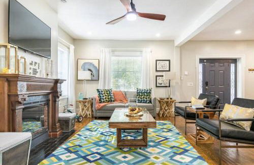 Chic 4BR 3BA Historic Home Near Country Club Plaza - Photo 54