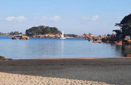 Les gîtes colorés de la Côte de Granite Rose - Photo 4