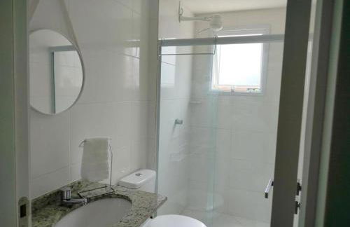 Apto 2 quartos com ar, piscina e varanda I 6 min praia Aruana - Foto 19