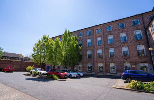 Ensuite Bedrooms with Shared Kitchen and Apartments at Simpsons Hall in Nottingham - Photo 1