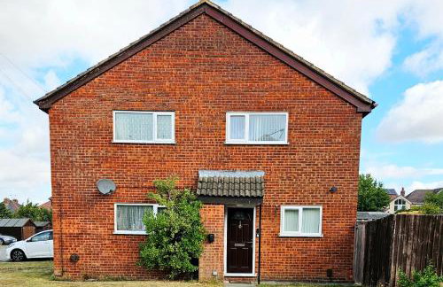 Willow Retreat - House in Burbage- Sleeps2- Garden - Photo 17