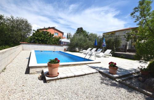 Lovable Apartment, Pool With Deckchairs, Fenced Garden With Grill, Wifi and Airco - Foto 12
