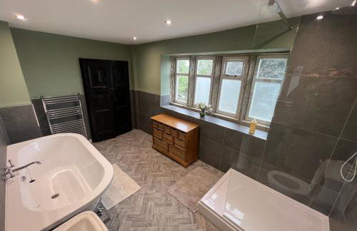 New Hall, Elland - Foto 24